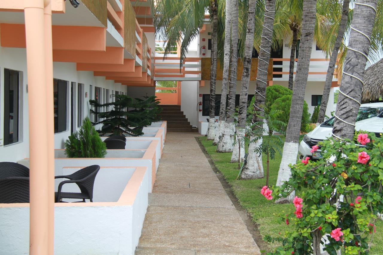 Hotel Villa Murano Puerto Arista Exterior photo